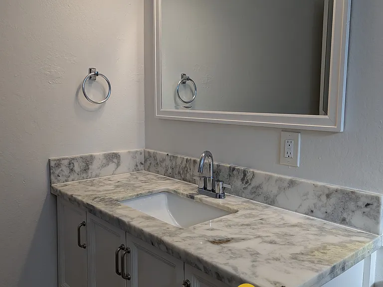 1309 Edmonton Ave #3 — Photo 8
