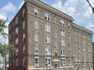 159 Essex St #2L, Holyoke, MA 01040