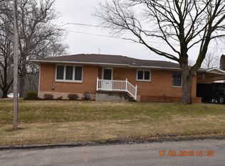 320 Louisa St, Burlington, IA 52601