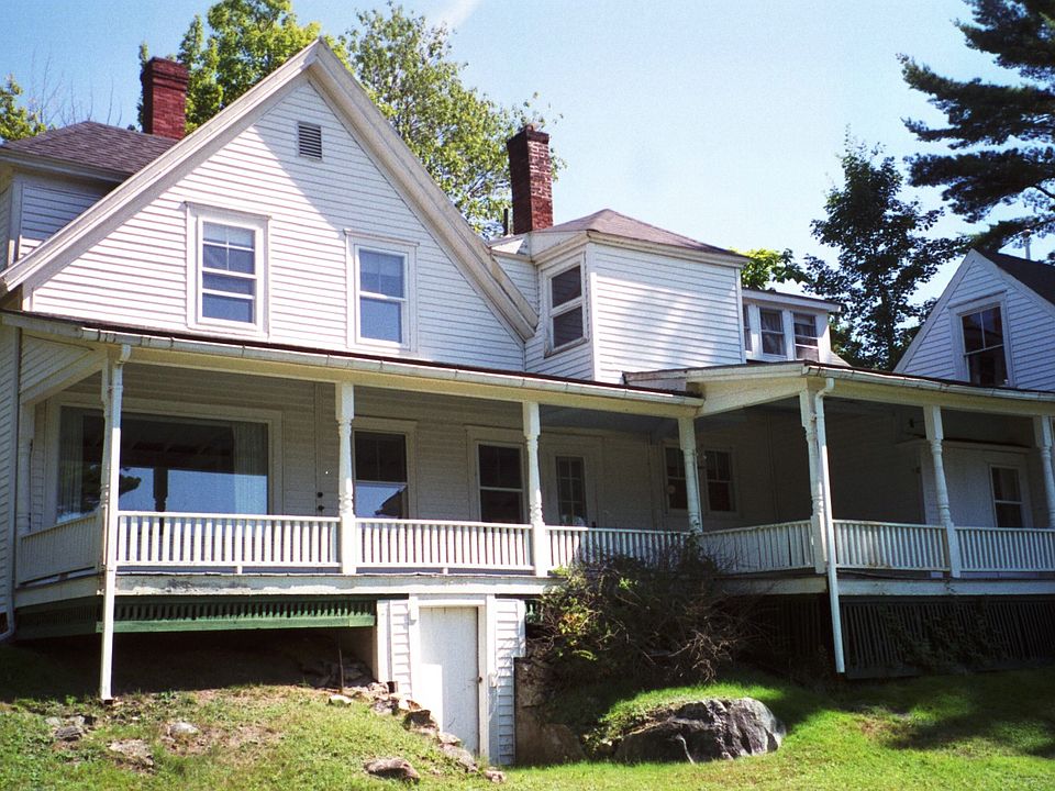 2nd image of 1365 River Rd