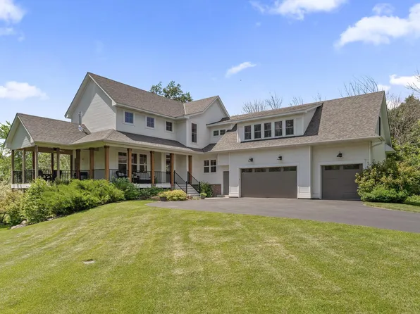 13430 Vickers St NE, Ham Lake, MN 55304