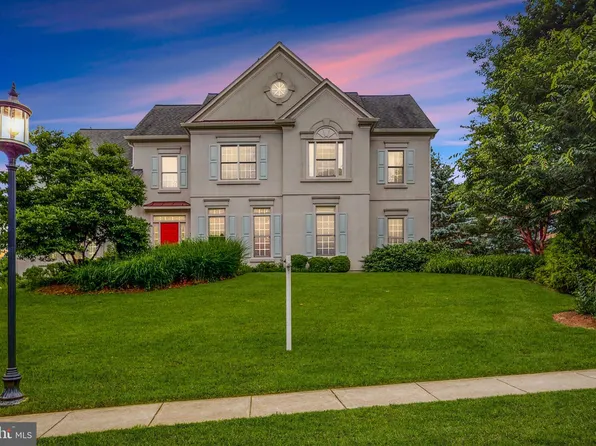 1427 Mayhurst Blvd, Mc Lean, VA 22102