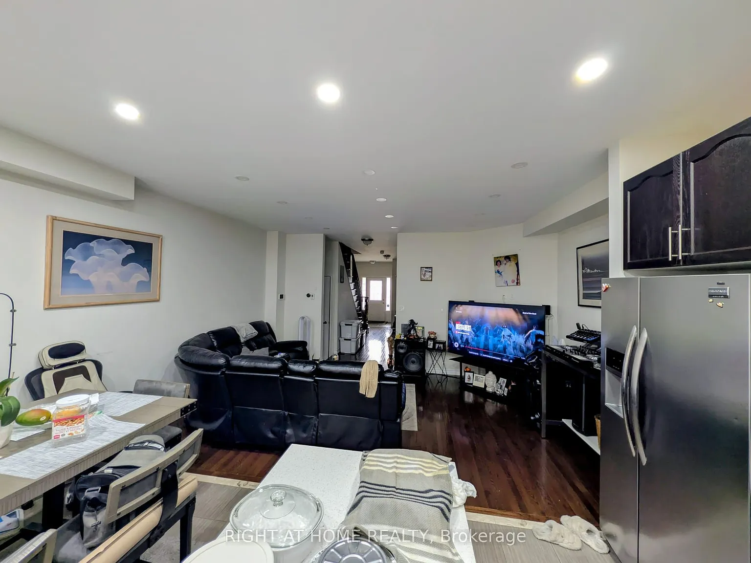 3 bed, $2,800 — Photo 4