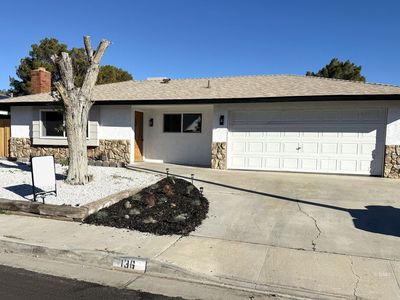 136 Rawhide Ln, Ridgecrest, CA, 93555