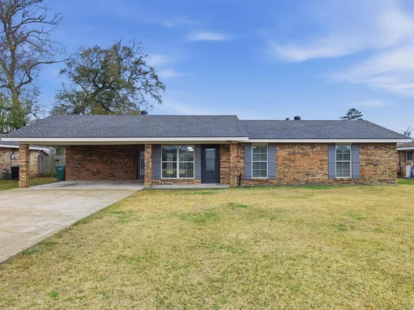 2324 Augustine St, Sulphur, LA 70663