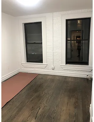 Rented by Compass | media 13