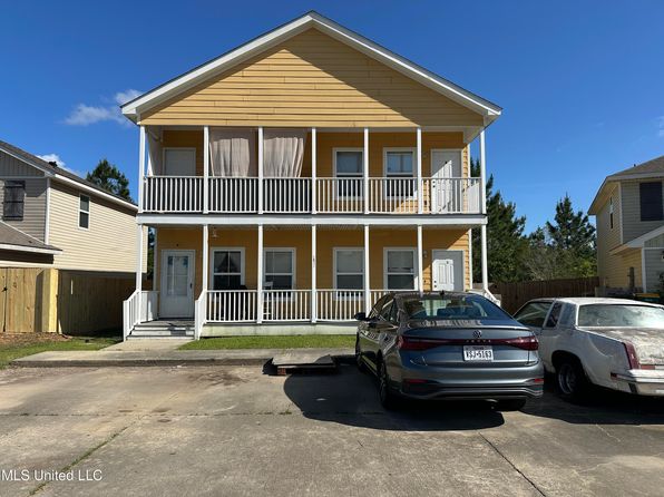 2012 Napoleon St, Ocean Springs, MS 39564