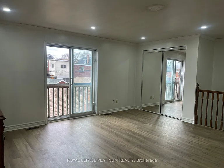 700 Brock Ave — Photo 30