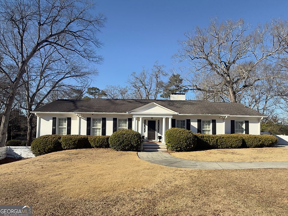 1st image of 332 Wesley Cir