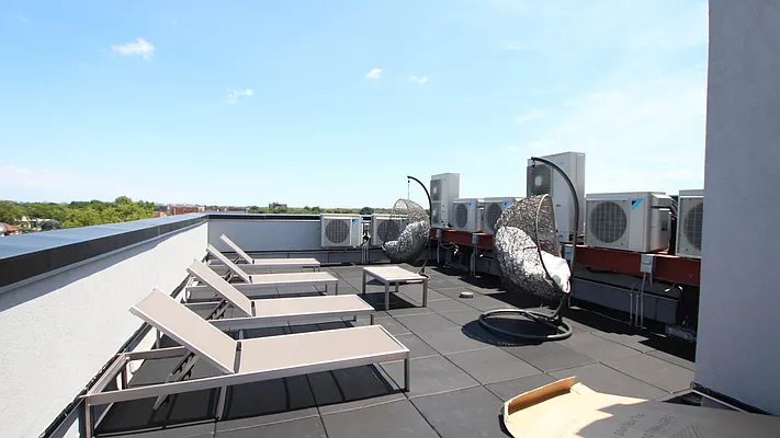 Rented by Nooklyn NYC LLC | media 15