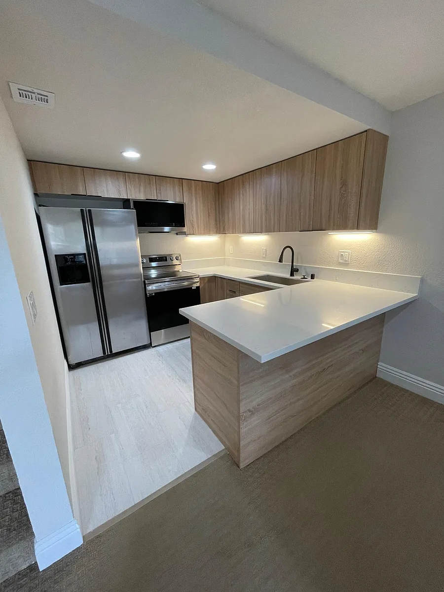 Building Photo - 3935 Nobel Dr #112