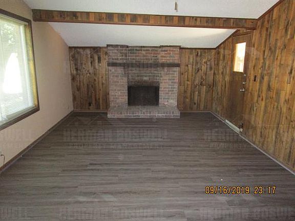4th image of 118 W Williamsburg Mnr