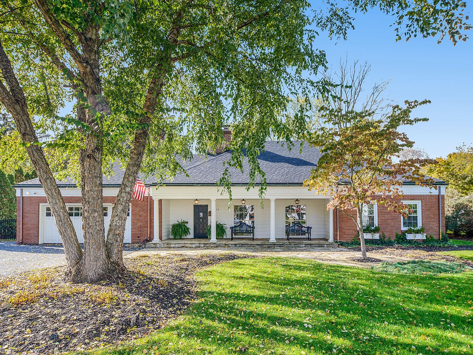 915 Santa Barbara Dr SE, East Grand Rapids, MI 49506 Zillow