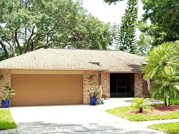 16607 E Course Dr, Tampa, FL 33624