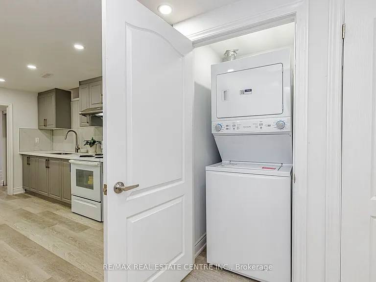 17 Scotia Dr #2 — Photo 22
