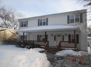 3601 Linneman St, Glenview, IL 60025