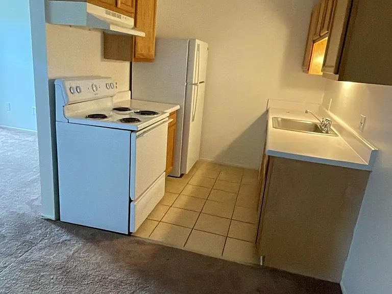 Quail Ridge Aparments — Photo 9