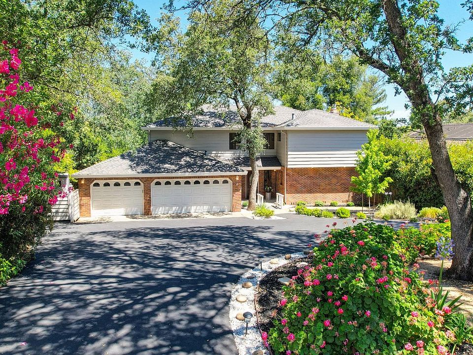 1st image of 9831 Oakplace W