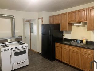 24 Pearl St #4, Spencer, MA 01562