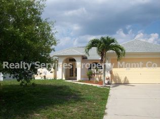 817 SW 4th Pl, Cape Coral, FL 33991