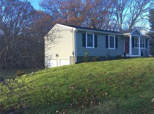 561 Lafayette Rd, North Kingstown, RI 02852