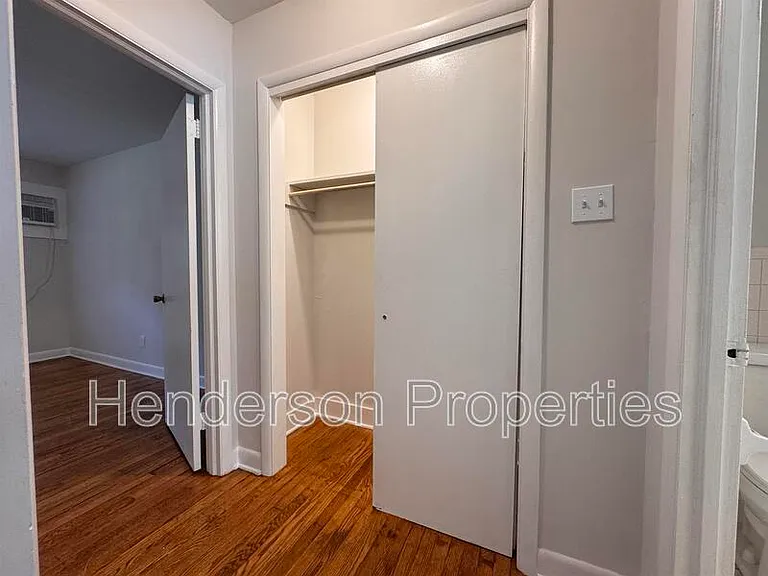 642 E Broad St #A-2 — Photo 5