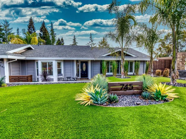 745 Hancock Dr, Folsom, CA 95630