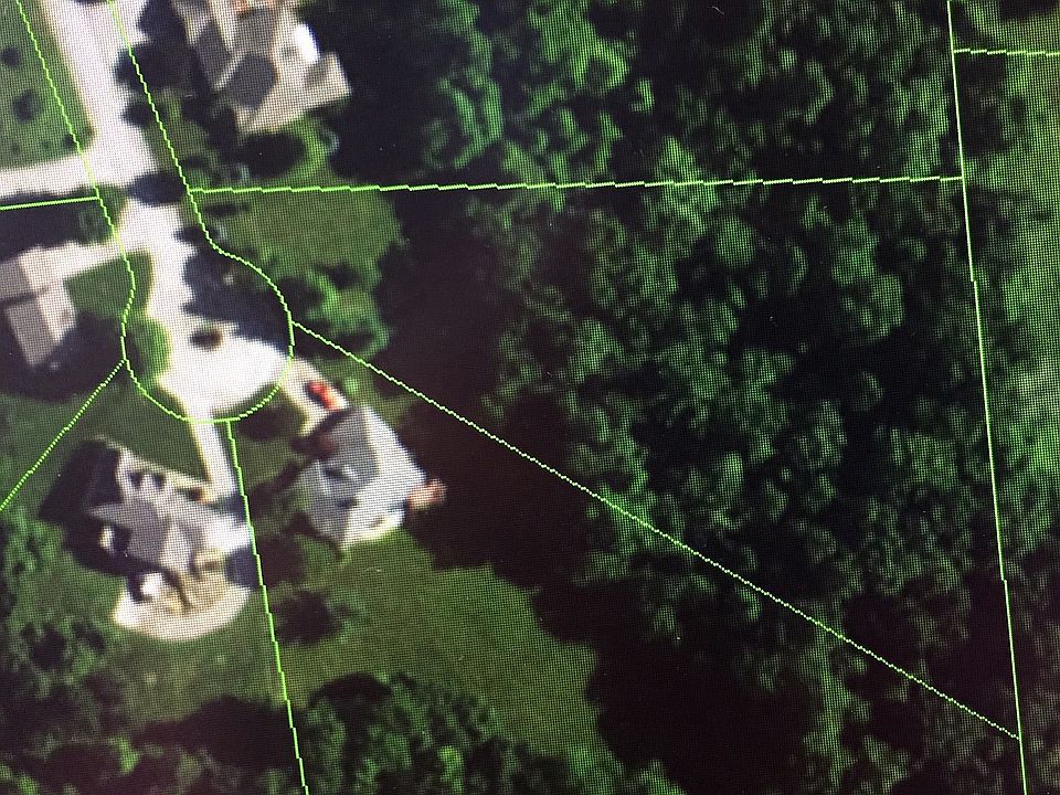 1st image of 412 Oak Forest Dr