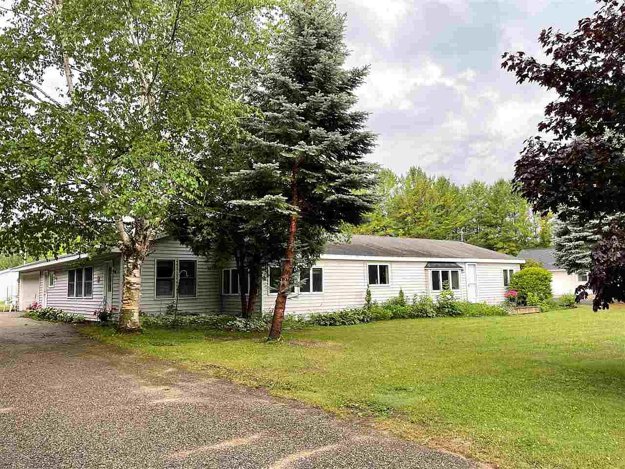 3640 Pickerel Lake Rd, Petoskey, MI 49770 MLS 471743 Zillow