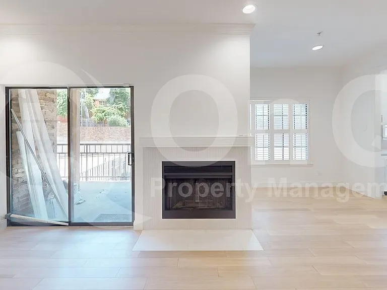 6000 Auburndale Ave #B — Photo 4