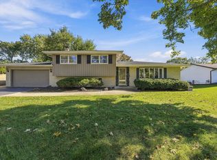 14107 S Parker Rd, Homer Glen, IL 60491