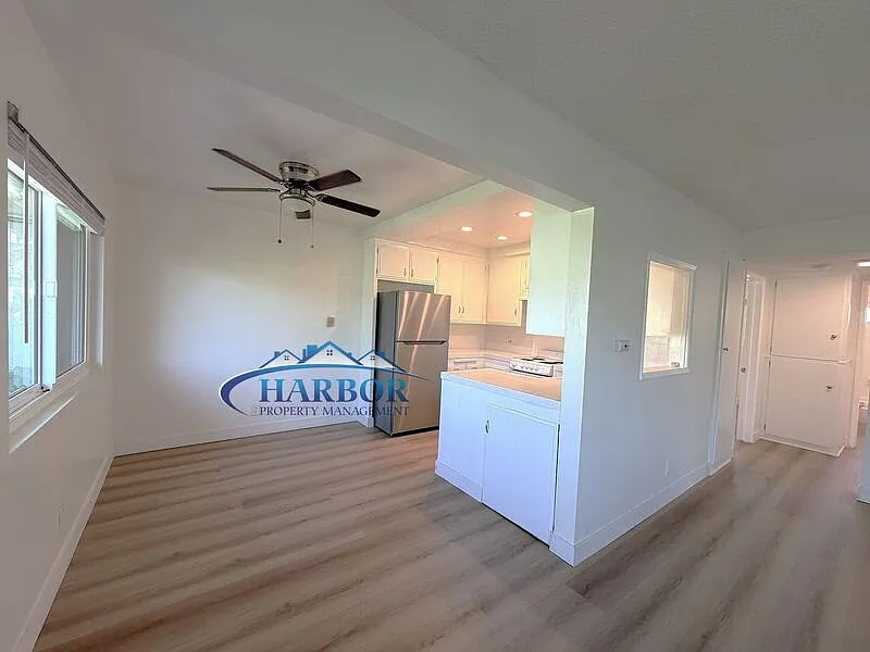 2 bed, 1.0 bath, $2,450 — Photo 4