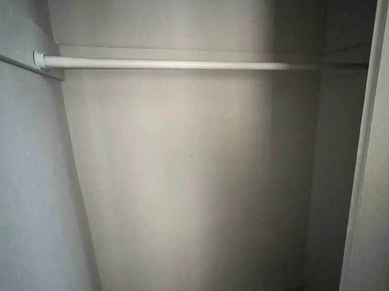 3427 Lexington Ave — Photo 11