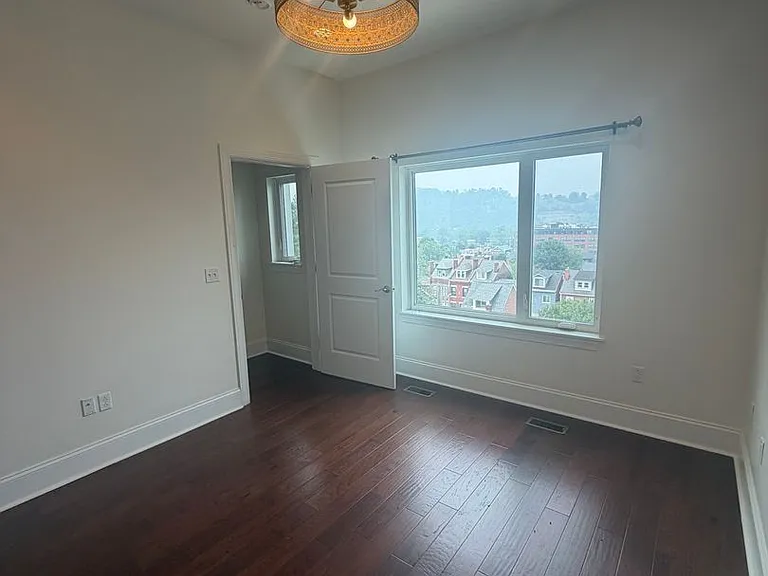 5283 Holmes St — Photo 39