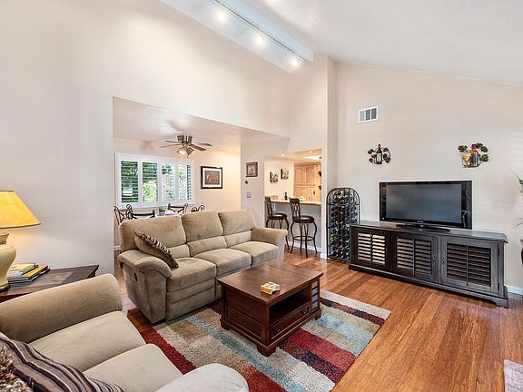 5th image of 478 N Winchester Blvd APT 12