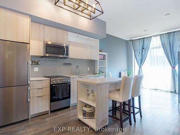 3rd image of 50 Forest Manor Rd #209