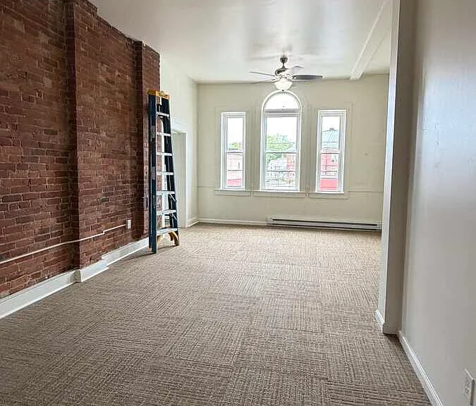 39 Union St — Photo 3