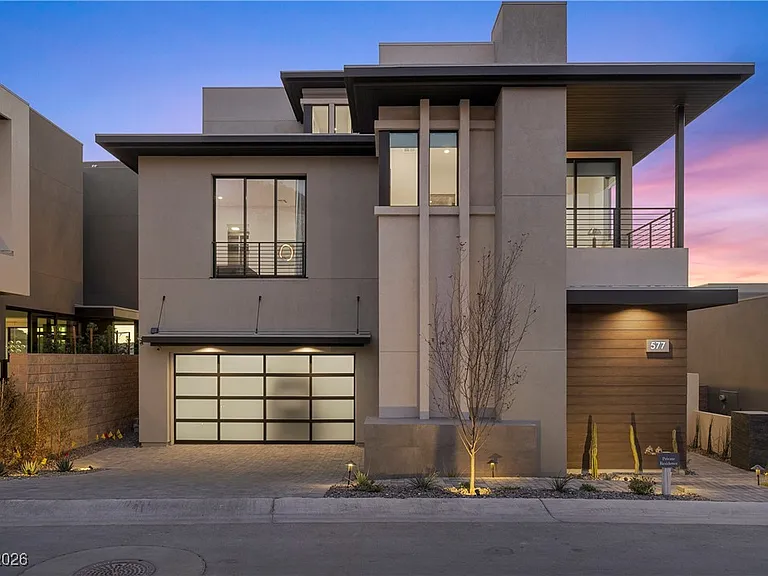 577 Overlook Rim Dr — Photo 53