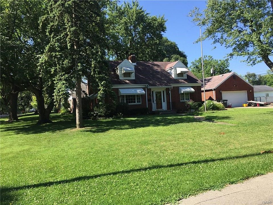 1st image of 760 Orchard Dr