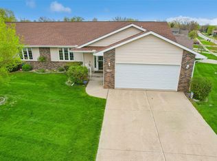 1102 Cassidy Curv, Adel, IA 50003