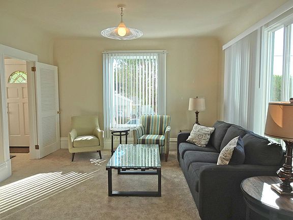 5th image of 433 Cypress Ave