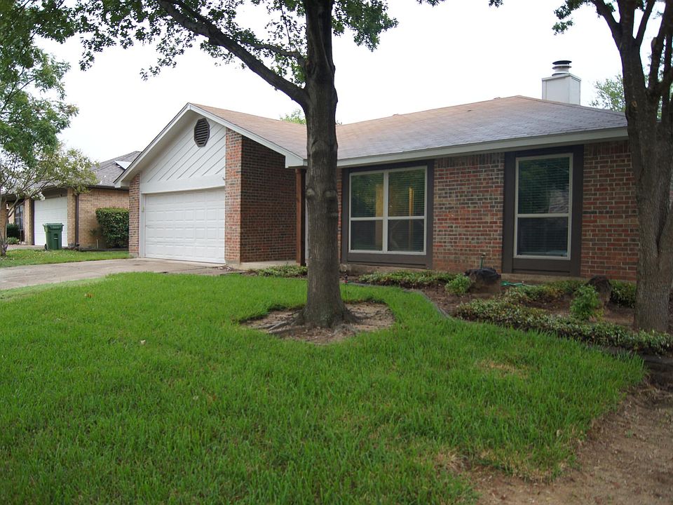 1st image of 2946 Beachtree Ln
