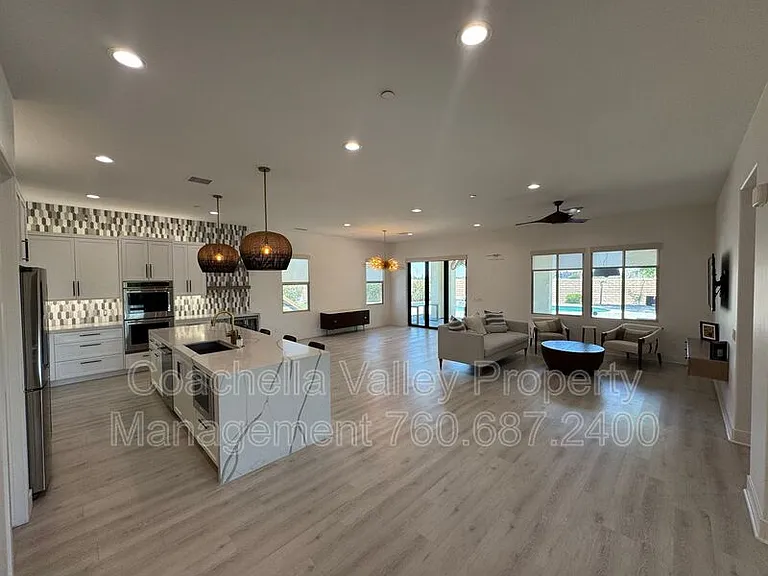 74635 Tesla Dr — Photo 20