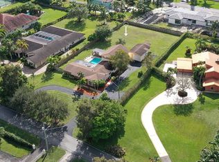 11940 NW 4th St, Plantation, FL 33325