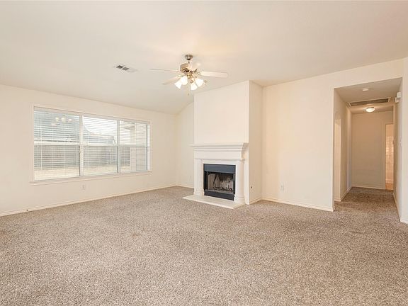 5th image of 2612 Pinto Dr