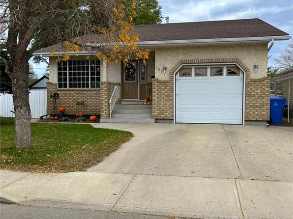 926 Henry STREET, Estevan, SK S4A 1N6