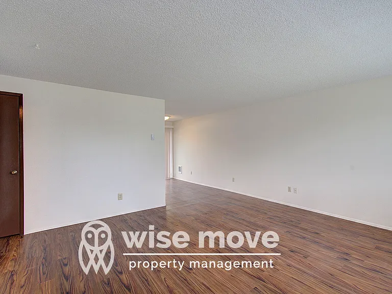 1917 SE 7th Ave — Photo 5