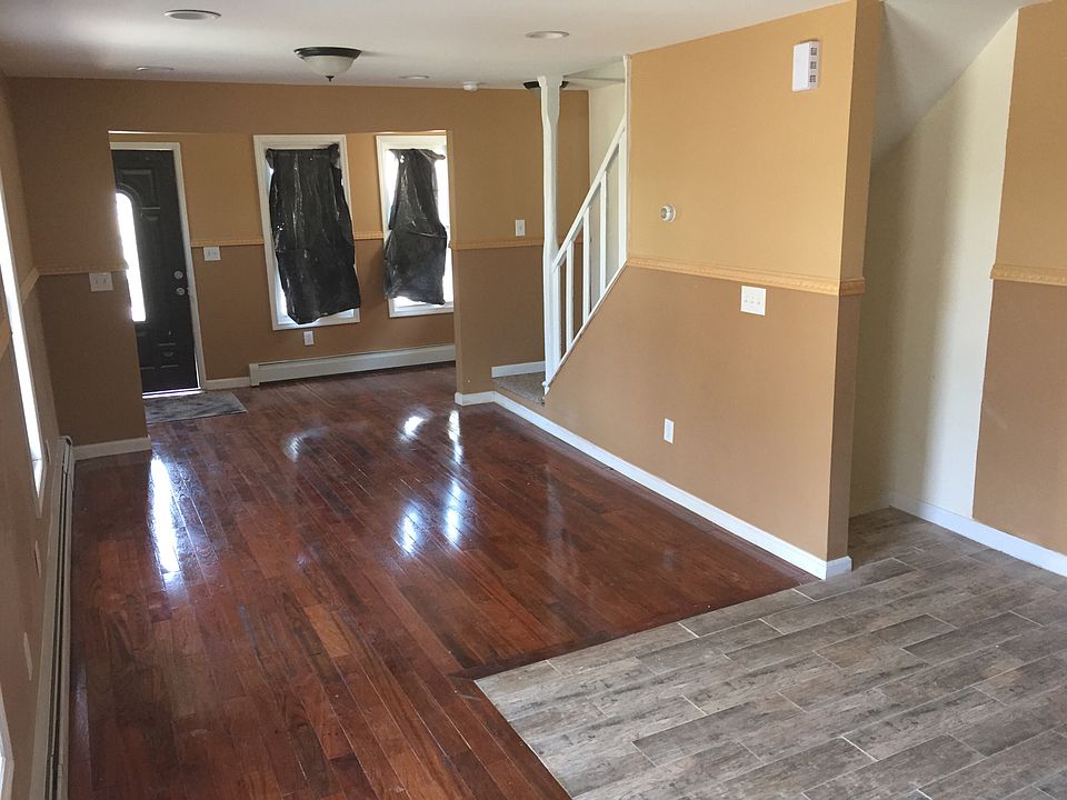 1st image of 218-02 138 Avenue