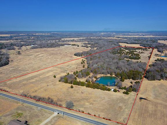 2nd image of 8138 1225th Rd