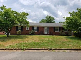 9004 Randall Rd SW, Huntsville, AL 35802